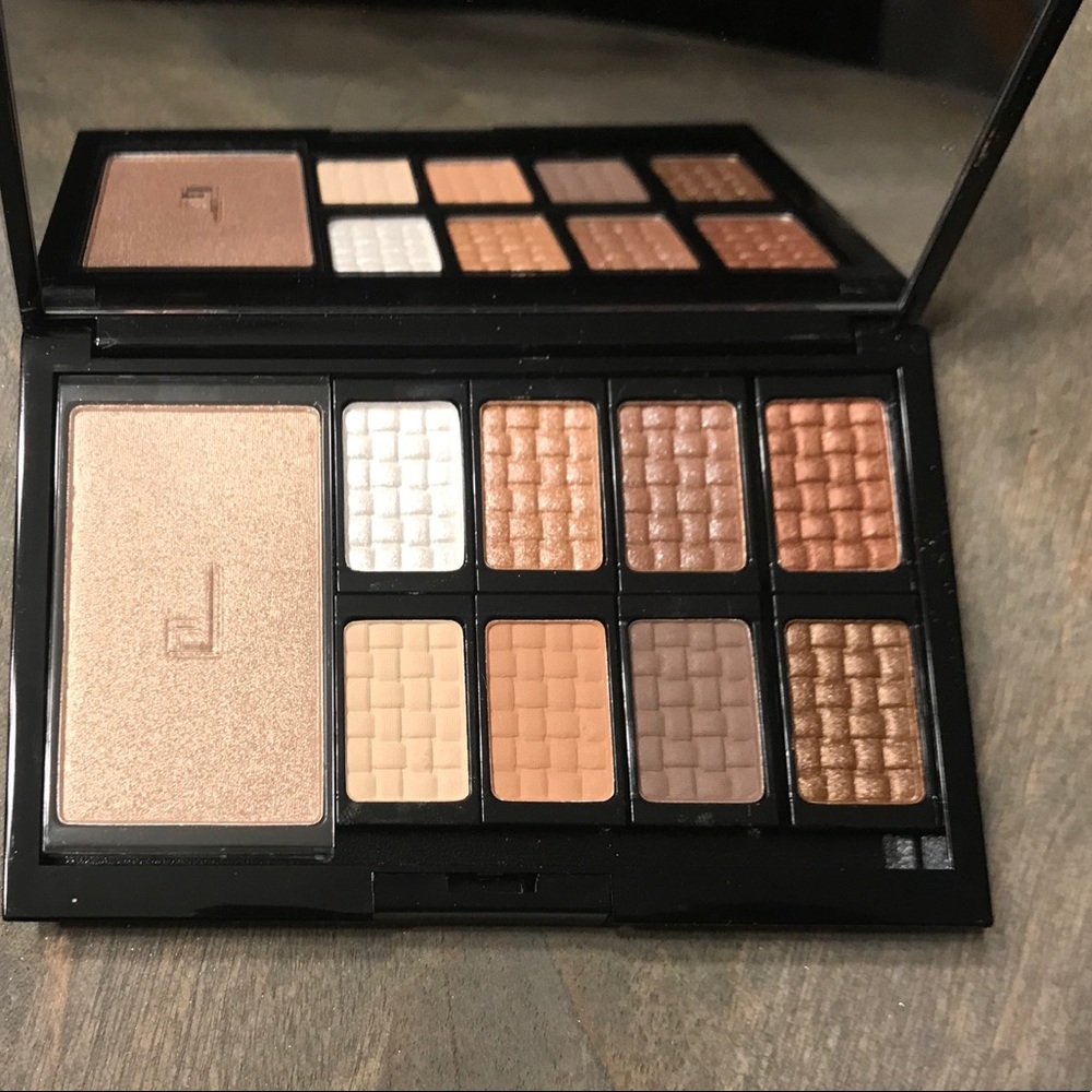 doucce freematic eyeshadow pro palette